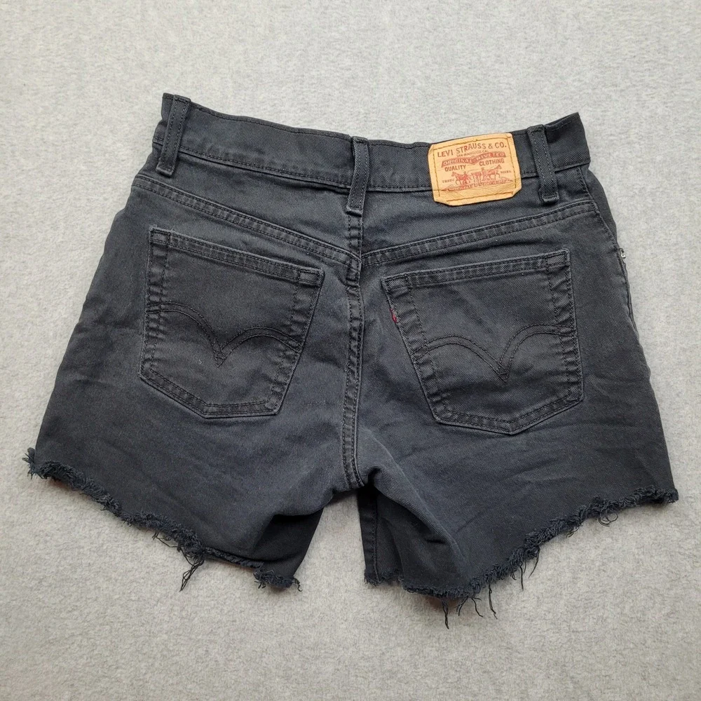 Levi's 550 Cut Off Shorts Womens Size 6 Small Black Denim‎ Frayed Hem Stretch